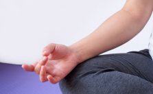 akash mudra (air gesture) steps
