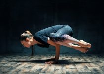 Side Crane Pose (Parsva Bakasana): How to Do and Benefits