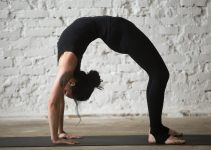 Upward Bow Pose (Urdhva Dhanurasana): How to Do, Benefits and Precautions