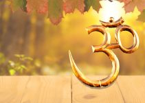 What Is OM: Its Meaning, Symbol & Chanting Benefits