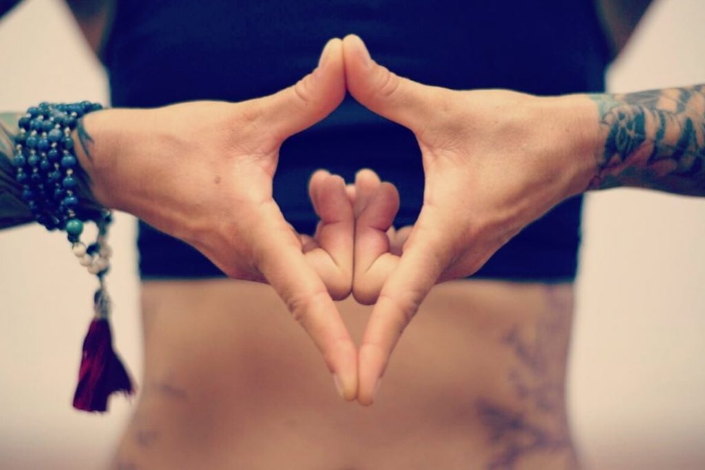 yoni mudra