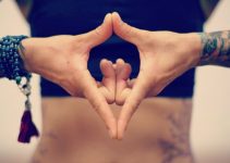 Yoni Mudra: Benefits, How to Make and When to Avoid it