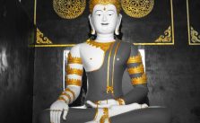 Bhumisparsha Mudra