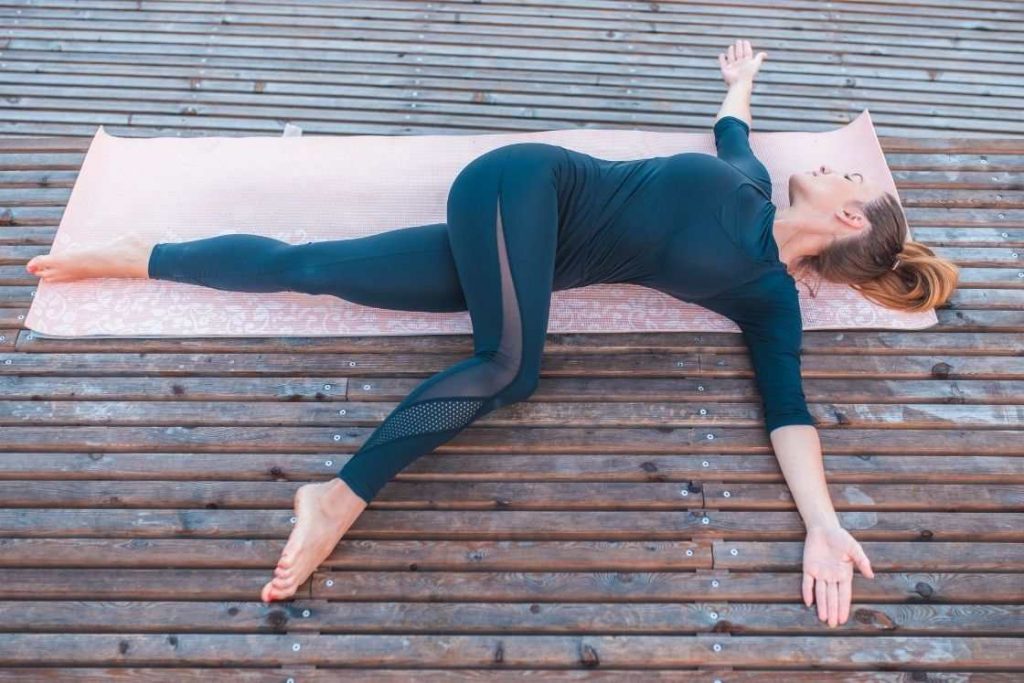 markatasana variation 1