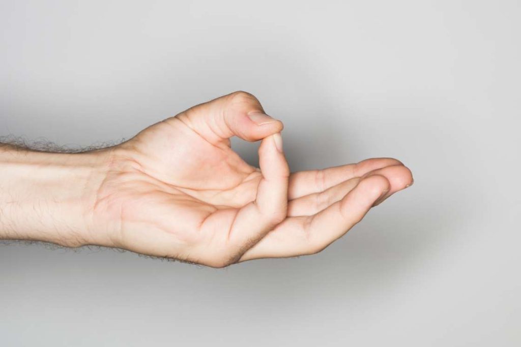 varun mudra for skin