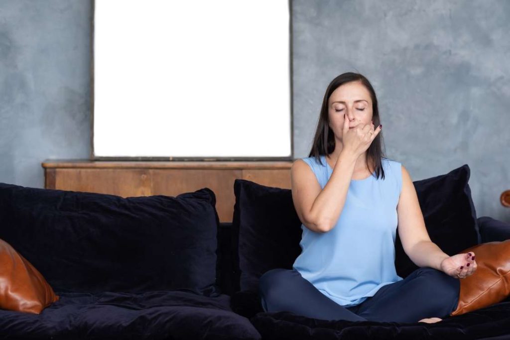 chandra bhedana pranayama (left nostril breathing)