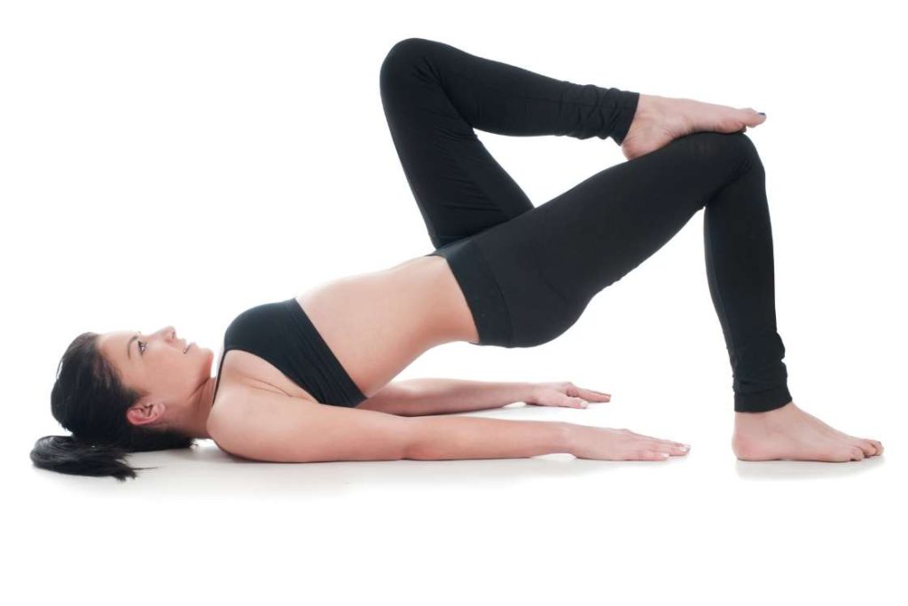 5 Simple Yoga Exercises to Reduce Tummy and Waist - Best Yoga