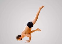 Eka Pada Bakasana (One-legged Crow Pose): Steps, Benefits, Precautions