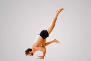 Eka Pada Bakasana (One-legged Crow Pose): Steps, Benefits, Precautions