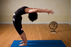 Yoga for Tennis Players: 7 Benefits & Poses to Improve Your Performance