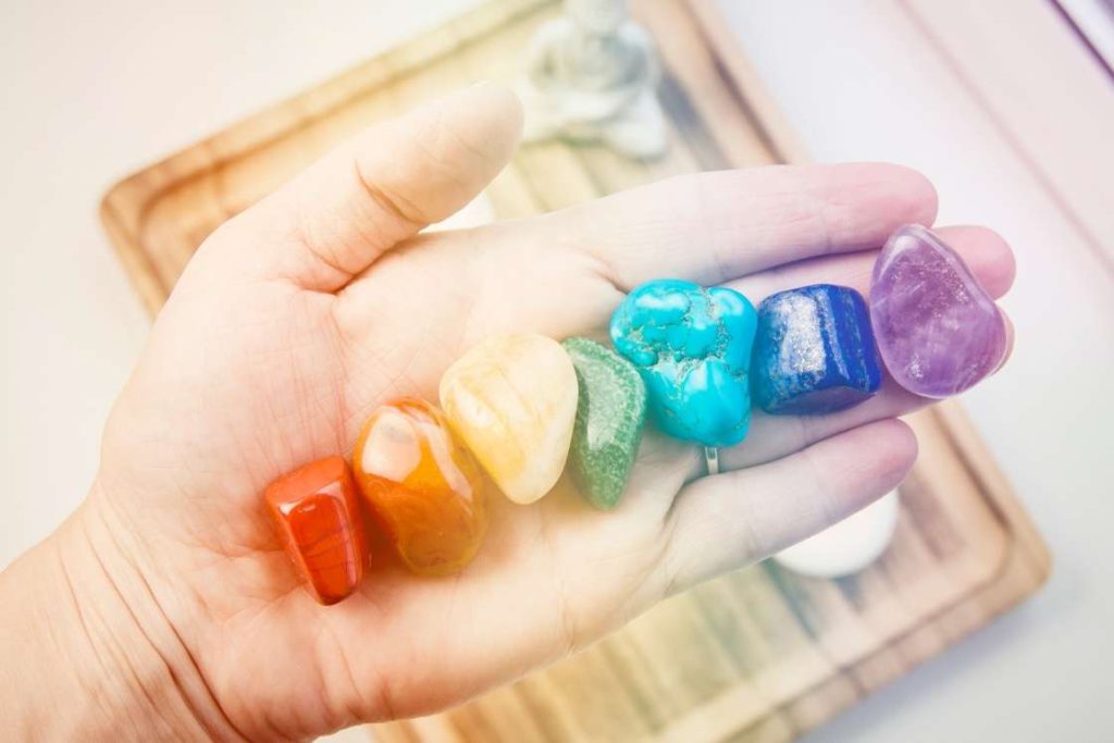 7 chakra colors stones