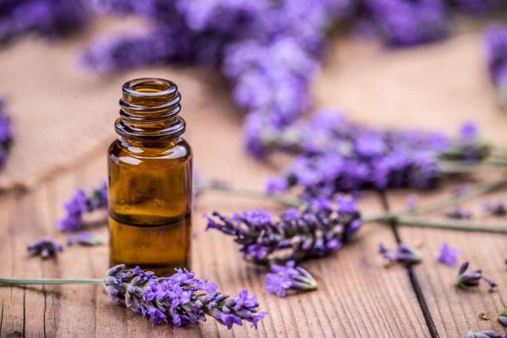 Lavender essential oil heart chakra