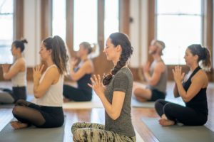 8 Important Things to Consider Before Joining a Yoga Class