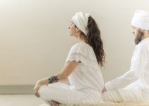 Kundalini Meditation Benefits and How to Practice It