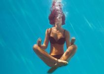 What is Aqua Yoga and Its Benefits? Try These 6 Water Yoga Poses in Pool