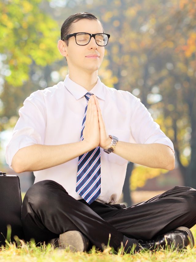 Yoga For Eyes 6 Yoga Exercises To Improve Eyesight Fitsri Yoga