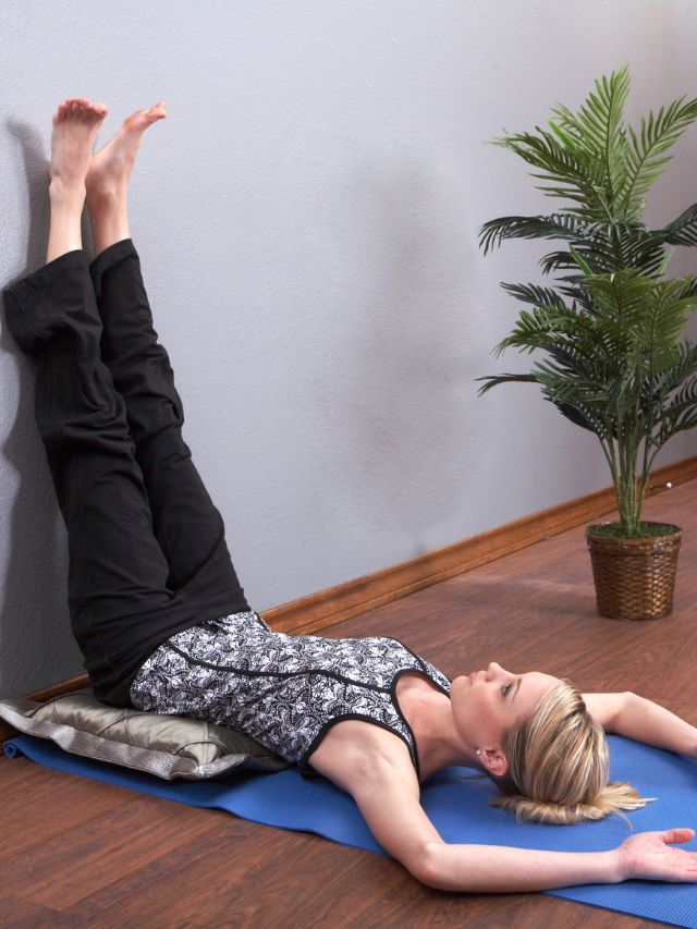 The 10 Rules of Hands-On Adjustments for Yoga Teachers